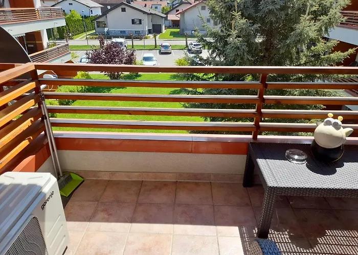 Honey Apartment
